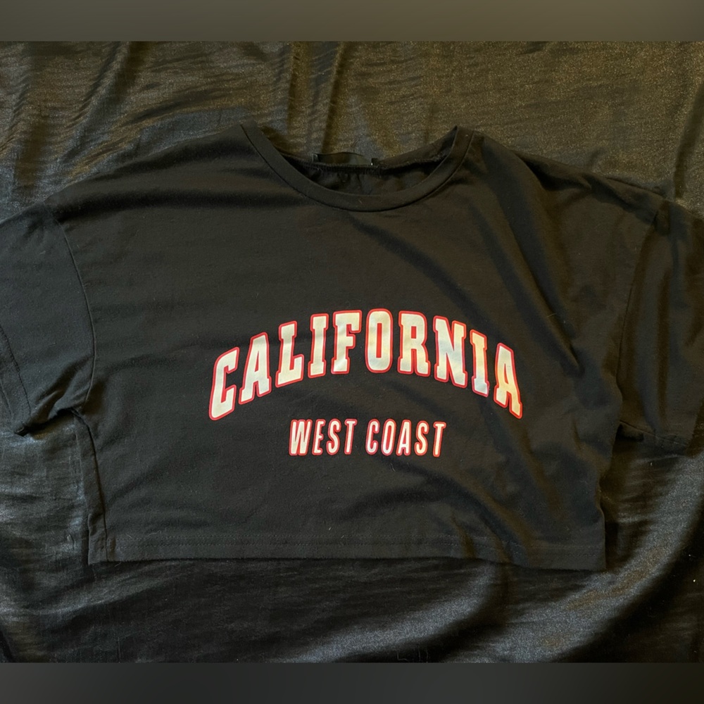 SHEIN Black California Crop Top